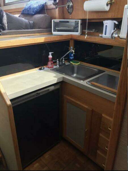 34ft Silverton Yacht For Sale
