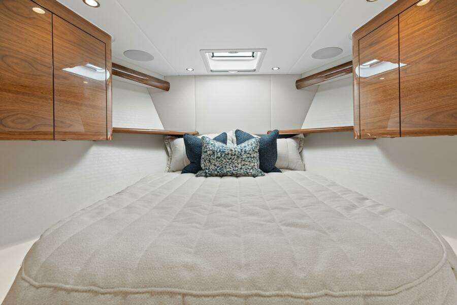 In Stock Viking 58C 58 552 58ft Viking Yacht For Sale