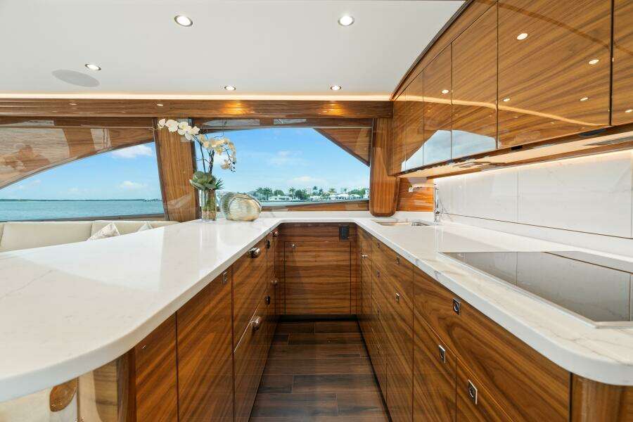 In Stock Viking 58C 58 552 58ft Viking Yacht For Sale