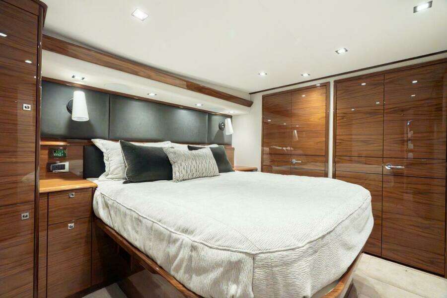 In Stock Viking 64C 64 739 64ft Viking Yacht For Sale