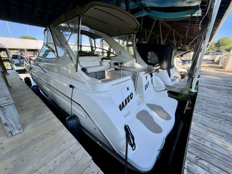 33ft Maxum Yacht For Sale