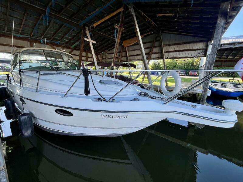 33ft Maxum Yacht For Sale