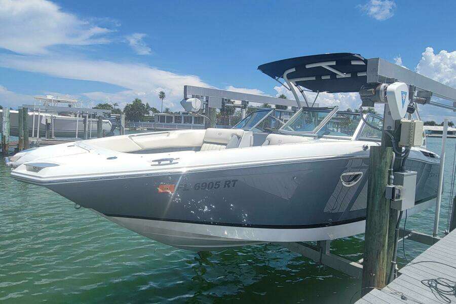 26ft Cobalt Yacht For Sale