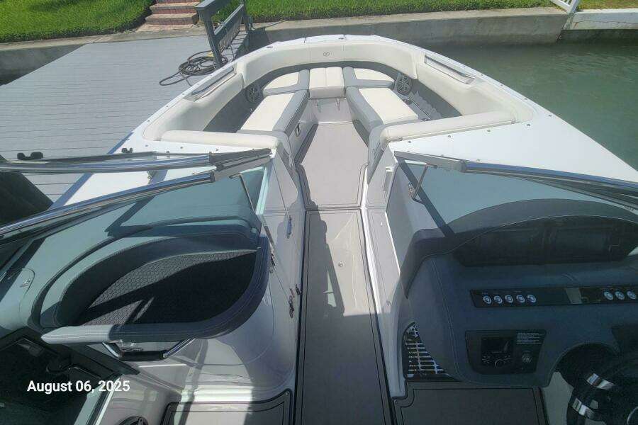 26ft Cobalt Yacht For Sale