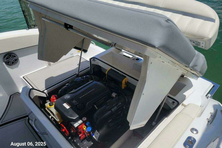 26ft Cobalt Yacht For Sale