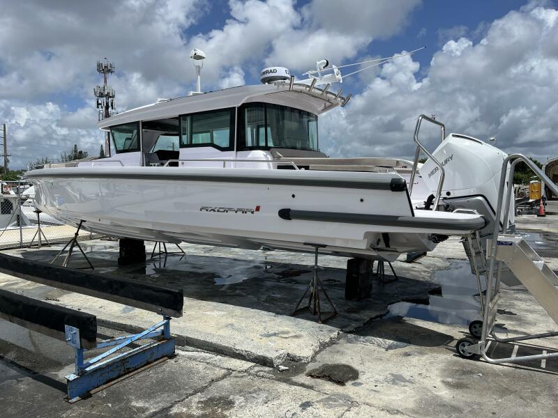 Photo of 2024 Axopar 37'