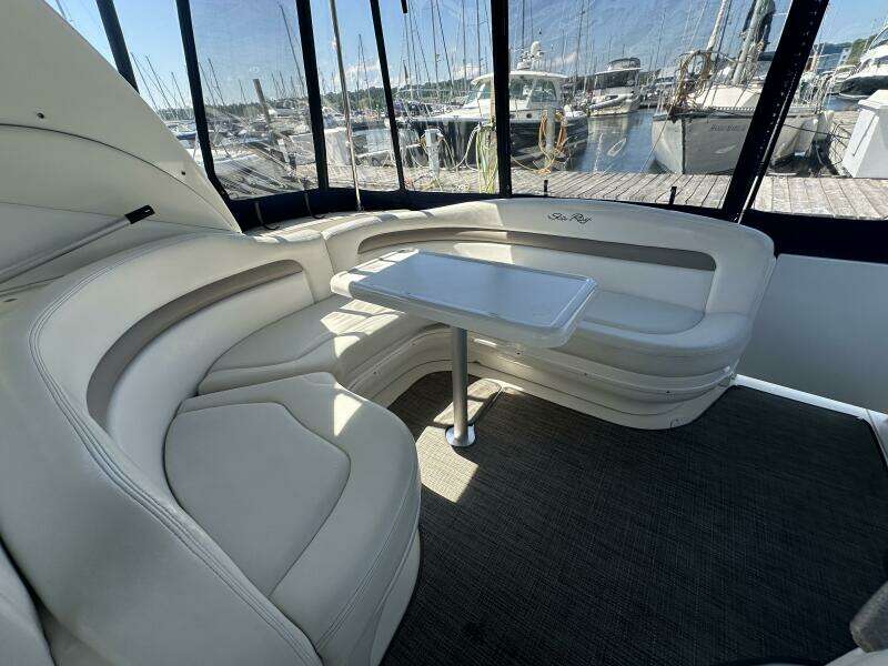 Liquid Therapy 32ft Sea Ray Yacht For Sale