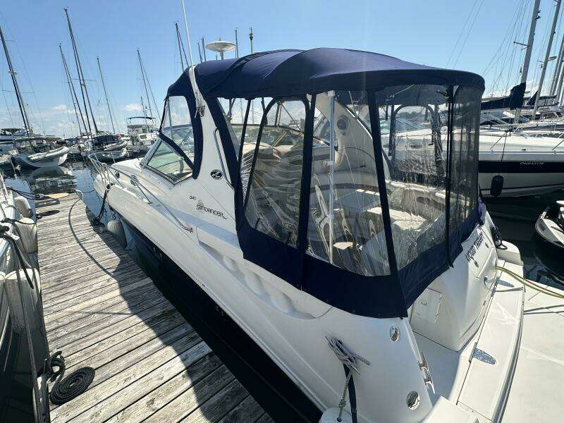 Liquid Therapy 32ft Sea Ray Yacht For Sale