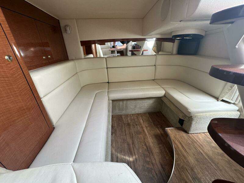Liquid Therapy 32ft Sea Ray Yacht For Sale
