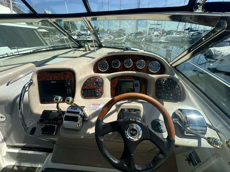 Liquid Therapy 32ft Sea Ray Yacht For Sale