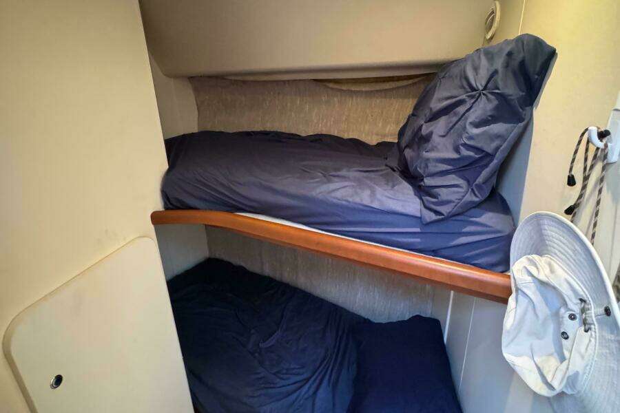 Lady Zette 34ft Silverton Yacht For Sale