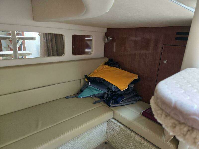 31ft Sea Ray Yacht For Sale