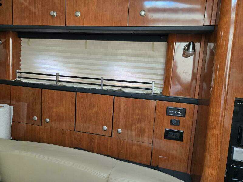 31ft Sea Ray Yacht For Sale