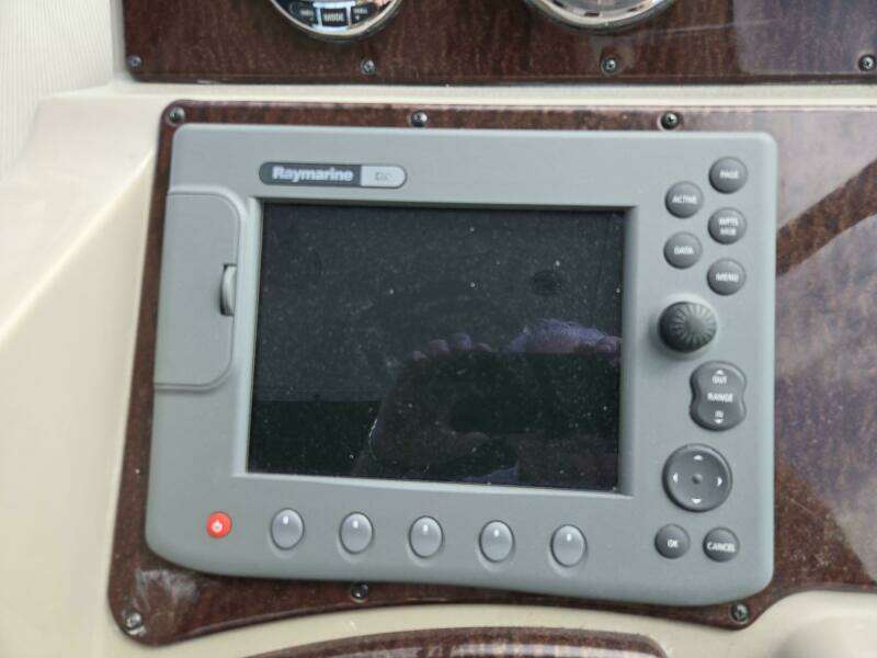 31ft Sea Ray Yacht For Sale