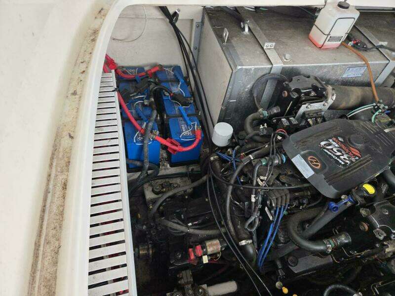 31ft Sea Ray Yacht For Sale