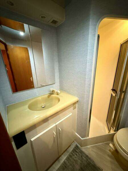 72ft Viking Yacht For Sale