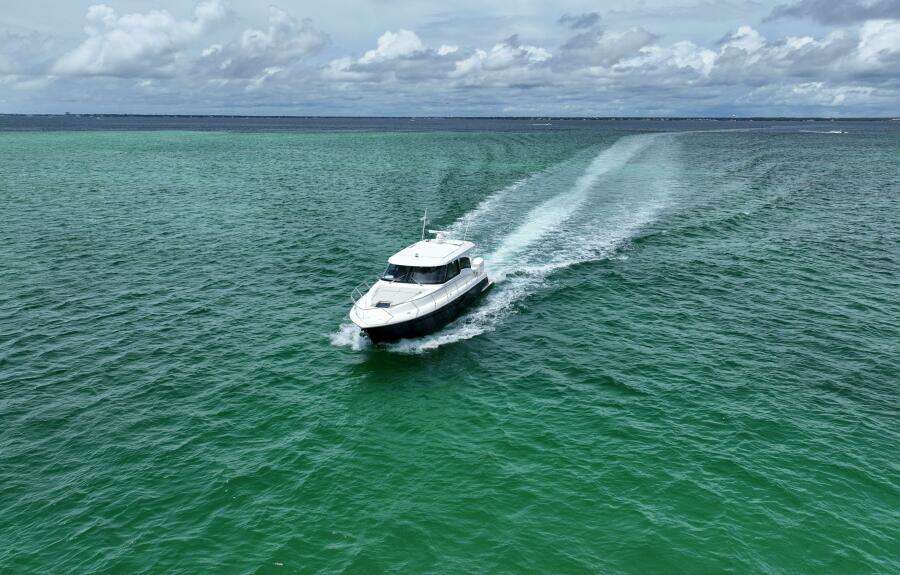 2024 Tiara Yachts 48LE- LADY OGEA- Profile