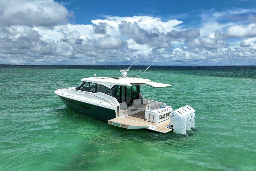 2024 Tiara Yachts 48LE- LADY OGEA- Profile