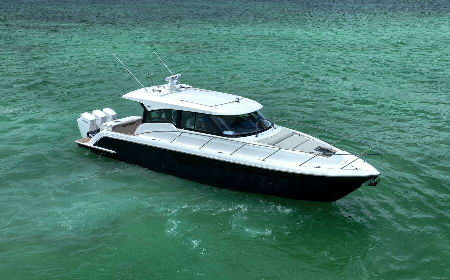 2024 Tiara Yachts 48LE- LADY OGEA- Profile