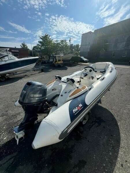 16ft Avon Yacht For Sale