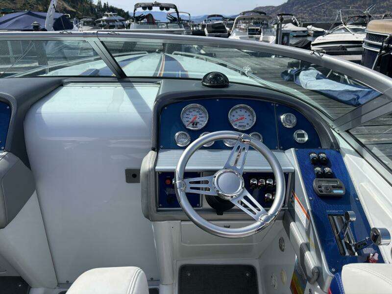 27ft Formula Yacht For Sale