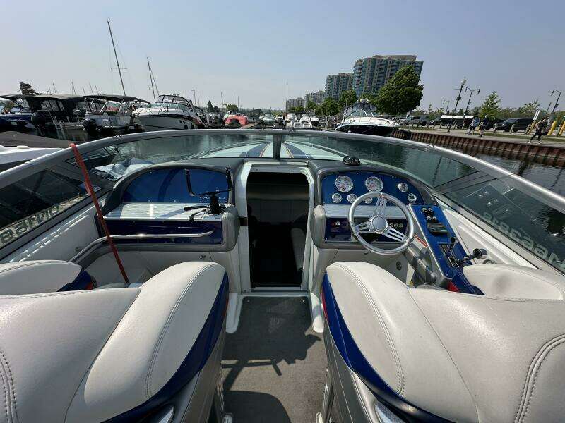 27ft Formula Yacht For Sale