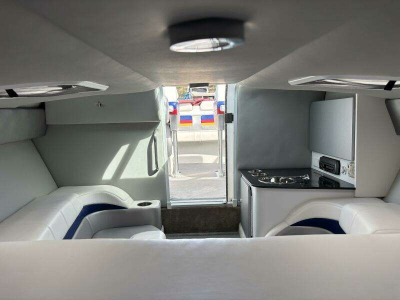 27ft Formula Yacht For Sale