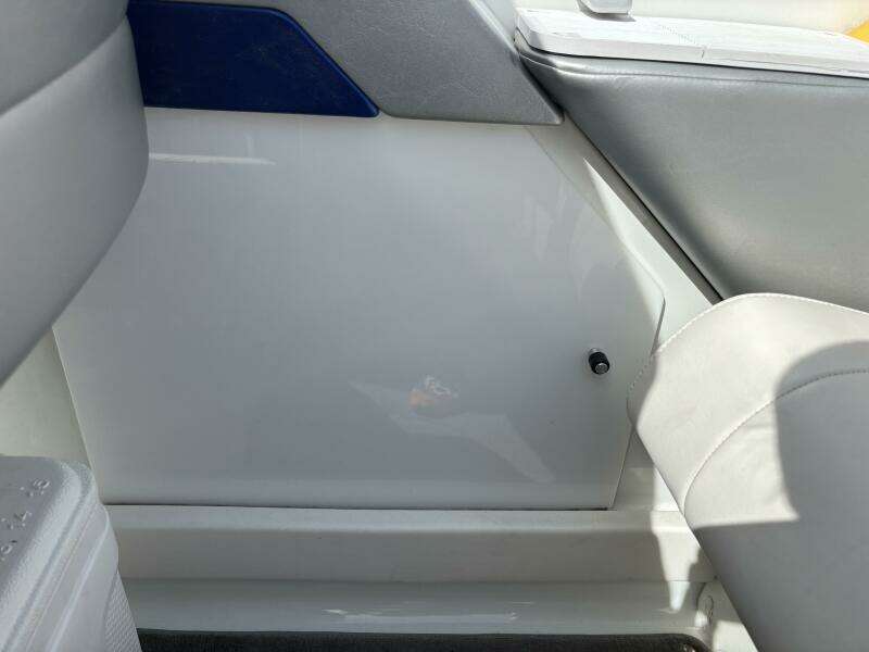 27ft Formula Yacht For Sale