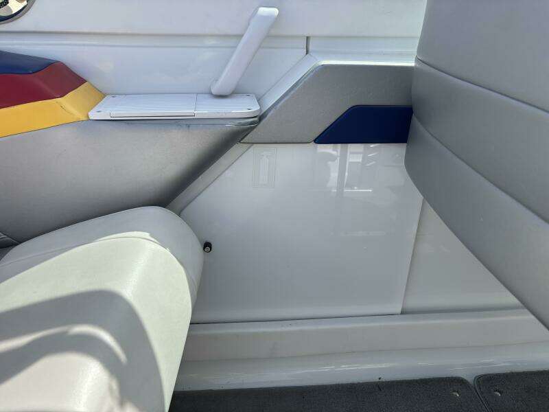 27ft Formula Yacht For Sale