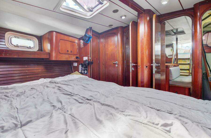 Grace 50ft Beneteau Yacht For Sale