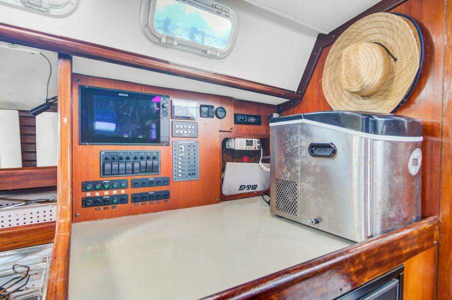 Grace 50ft Beneteau Yacht For Sale