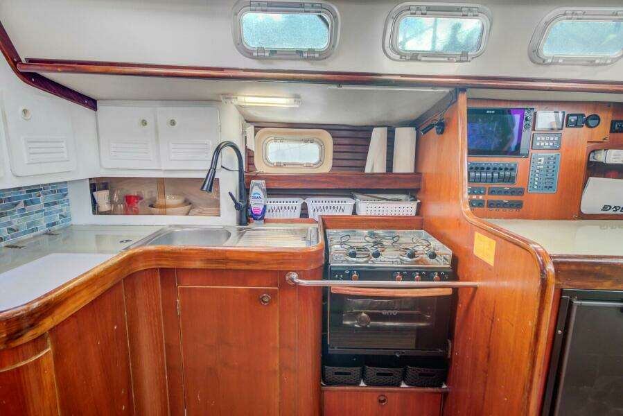 Grace 50ft Beneteau Yacht For Sale