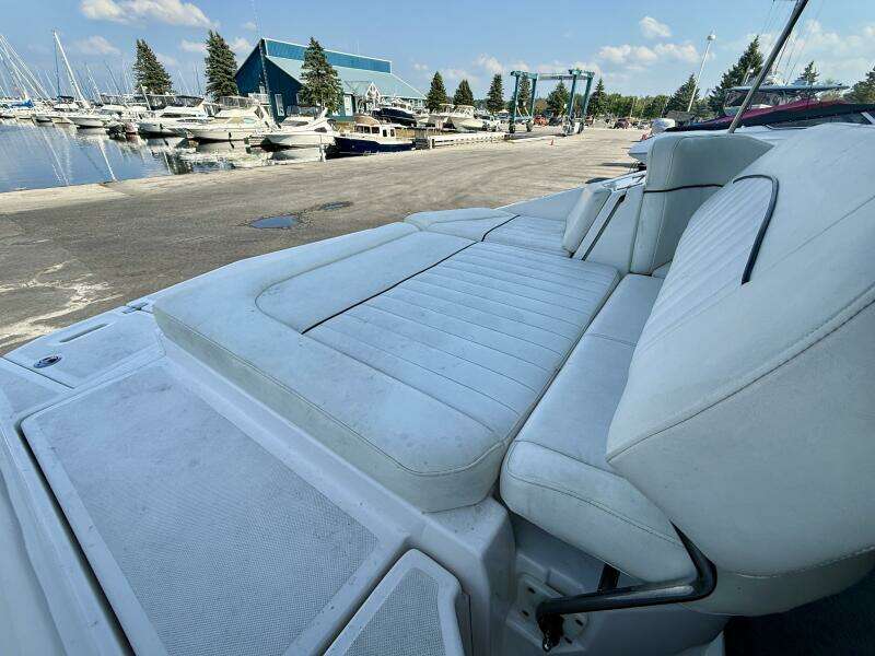 25ft Regal Yacht For Sale