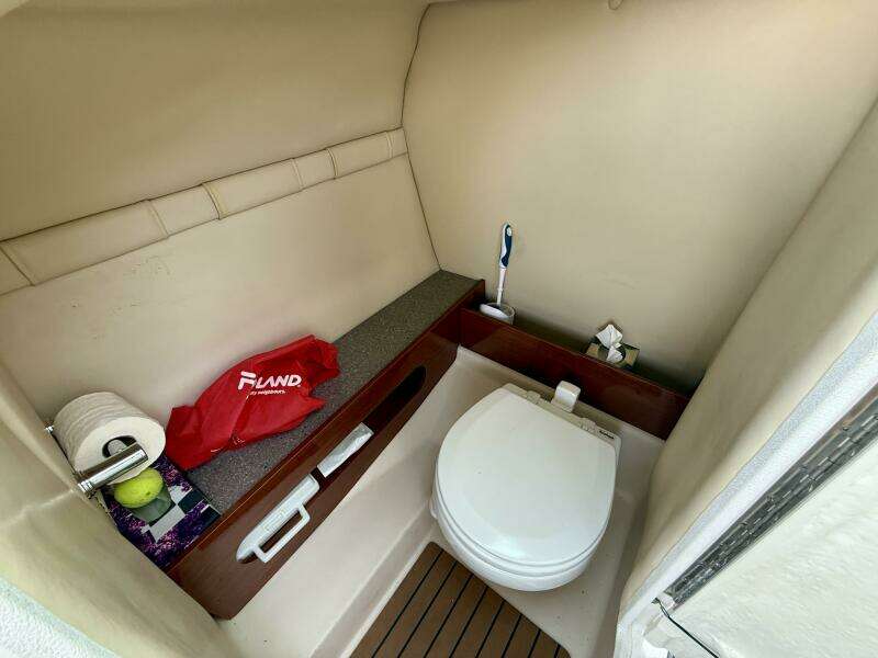 25ft Regal Yacht For Sale