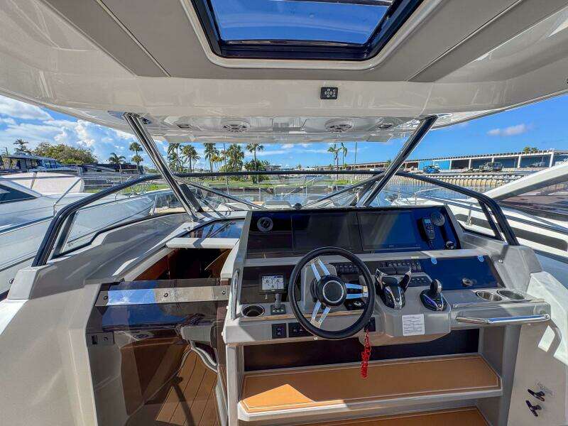 40ft Jeanneau Yacht For Sale