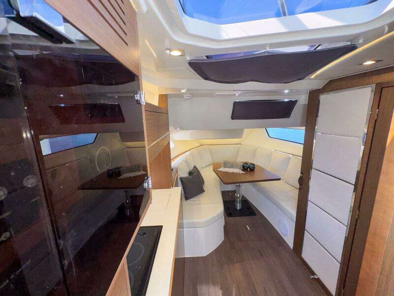 40ft Jeanneau Yacht For Sale