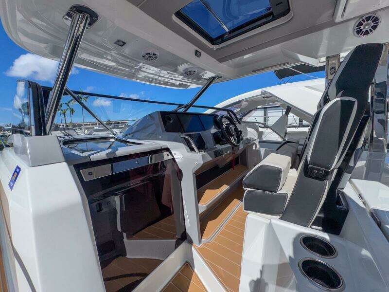 40ft Jeanneau Yacht For Sale