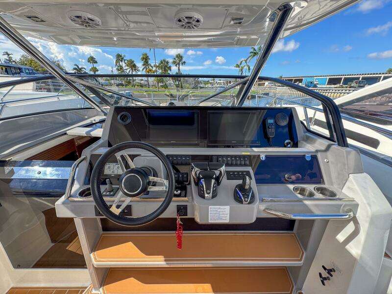 40ft Jeanneau Yacht For Sale