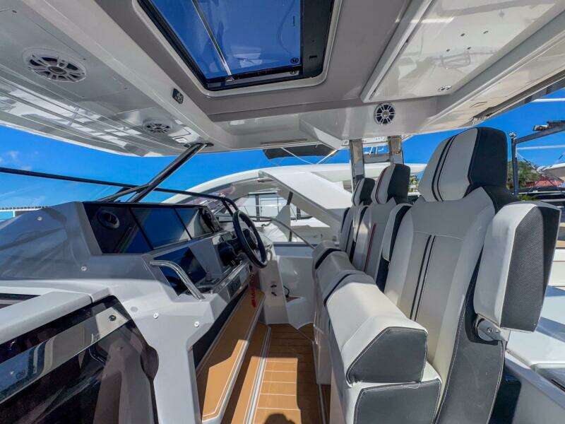 40ft Jeanneau Yacht For Sale
