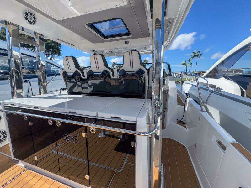 40ft Jeanneau Yacht For Sale