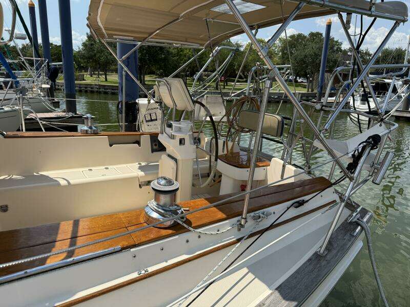 38ft Island Packet Yacht For Sale
