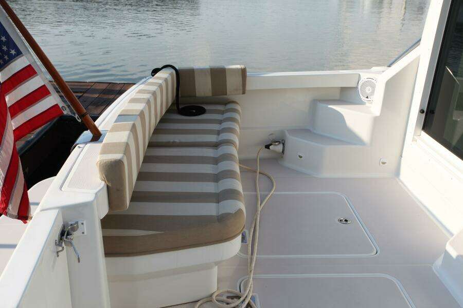 Lagniappe 33ft Back Cove Yacht For Sale