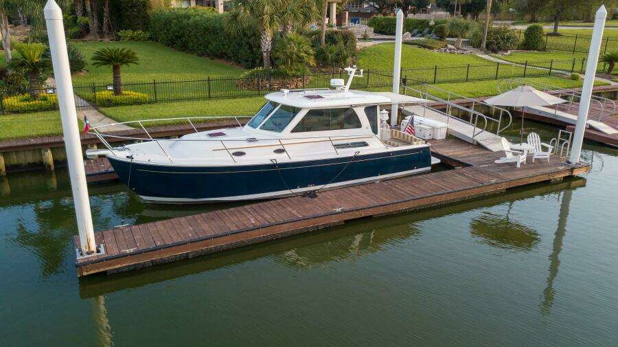Lagniappe 33ft Back Cove Yacht For Sale