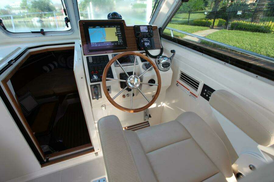 Lagniappe 33ft Back Cove Yacht For Sale