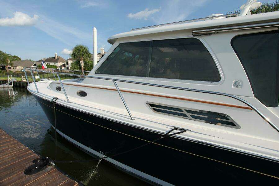 Lagniappe 33ft Back Cove Yacht For Sale