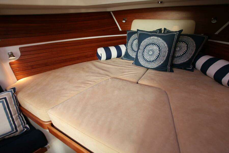 Lagniappe 33ft Back Cove Yacht For Sale
