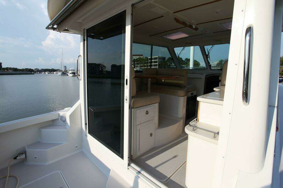 Lagniappe 33ft Back Cove Yacht For Sale