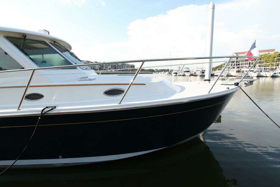Lagniappe 33ft Back Cove Yacht For Sale