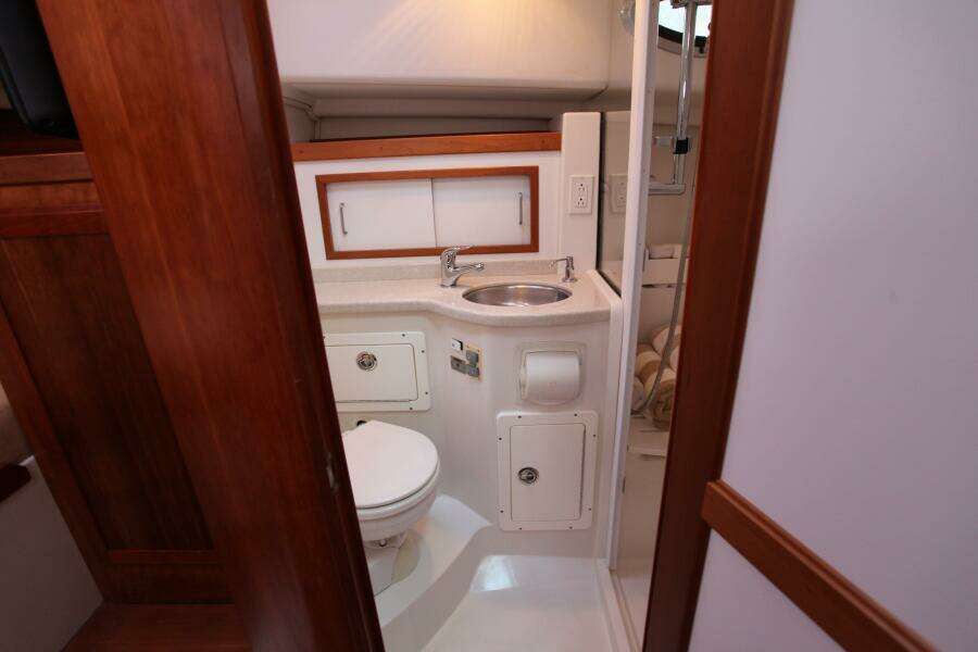Lagniappe 33ft Back Cove Yacht For Sale