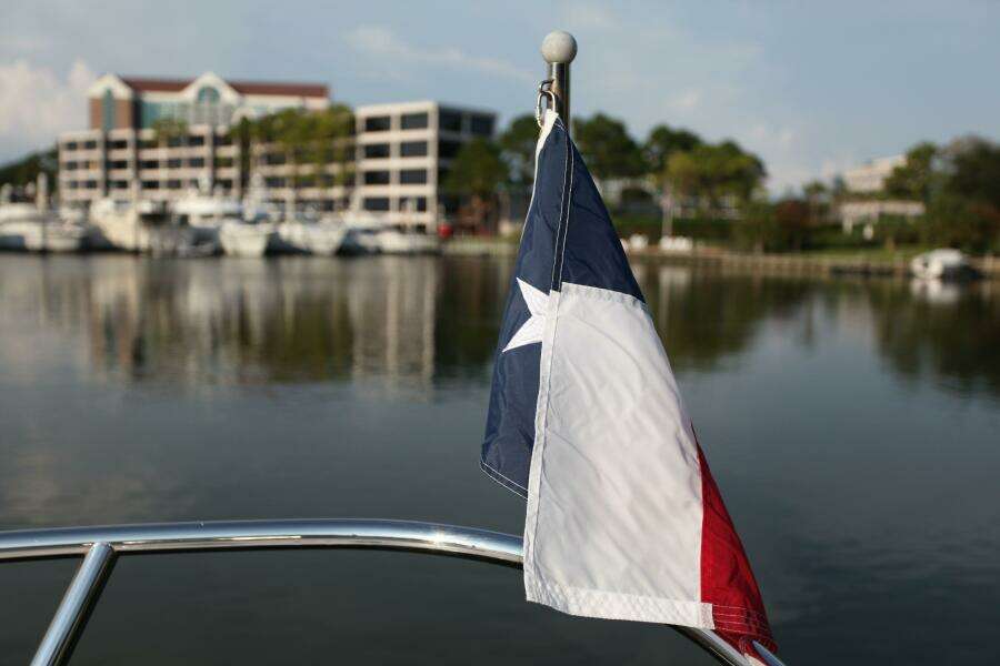 Lagniappe 33ft Back Cove Yacht For Sale